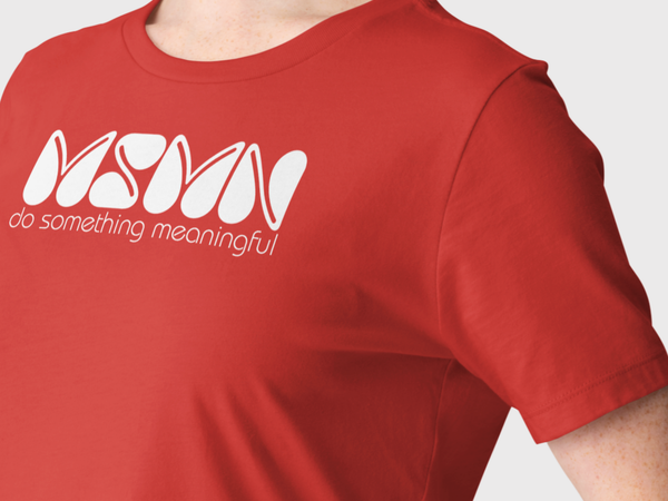 The Mesomana Wardrobe: Why Minimalistic Apparel is the Key to a Meaningful Life